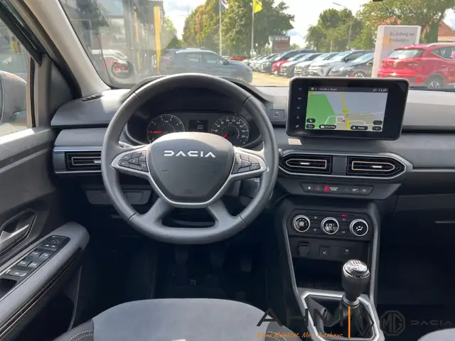 Dacia Sandero Stepway view 15