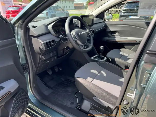 Dacia Sandero Stepway view 10