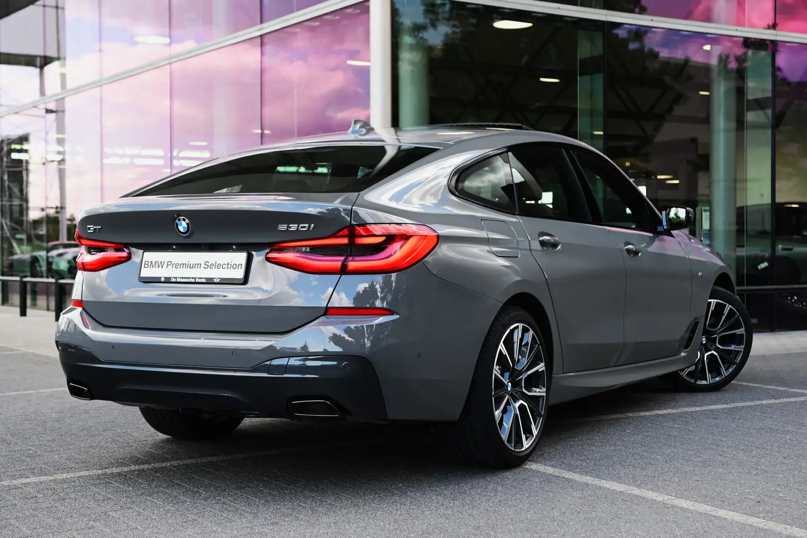 BMW 630 6 Serie Gran Turismo 630i High Executive M Sport A Grau - 2