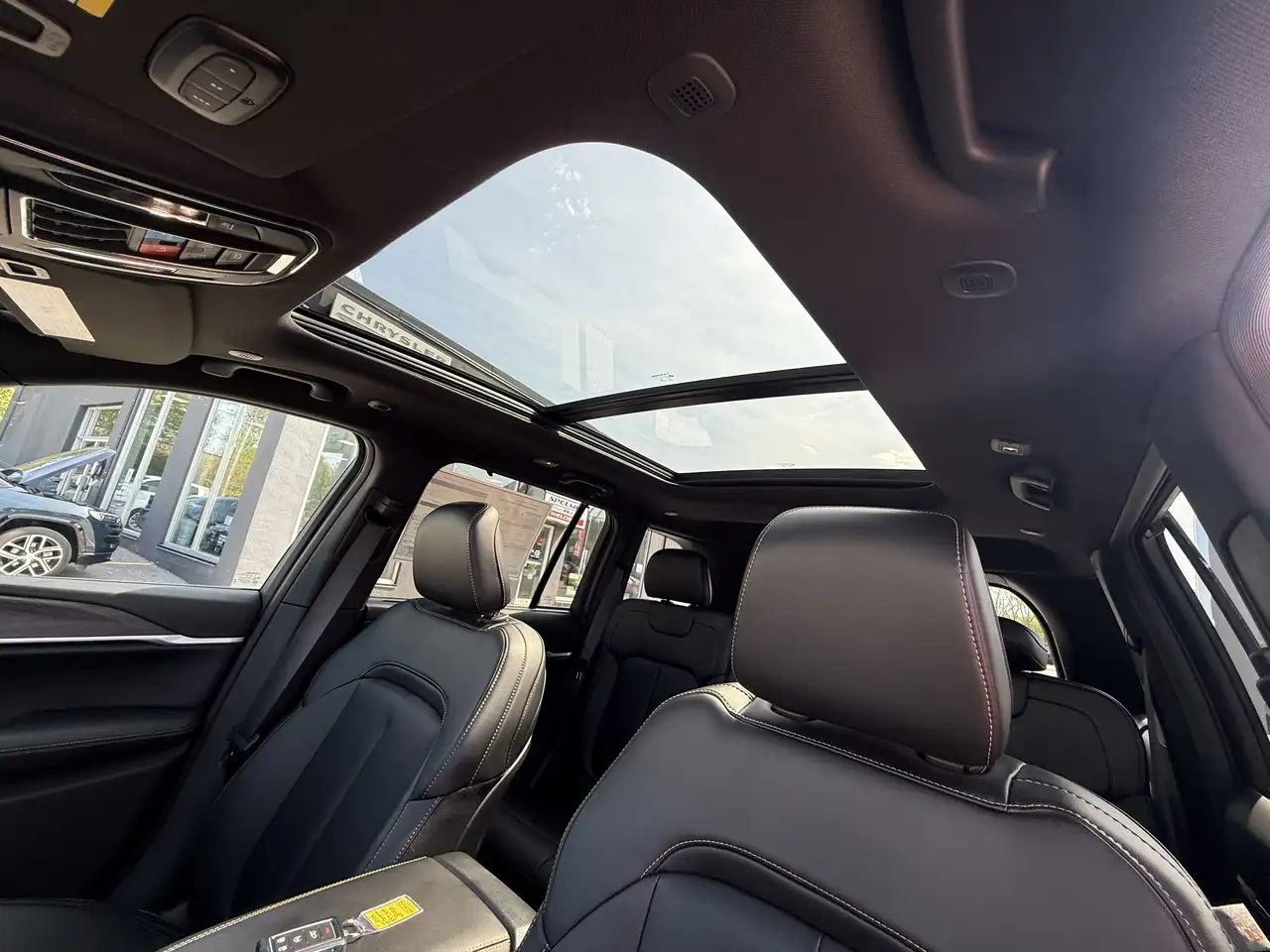 Jeep Grand Cherokee 2026 — фото 15