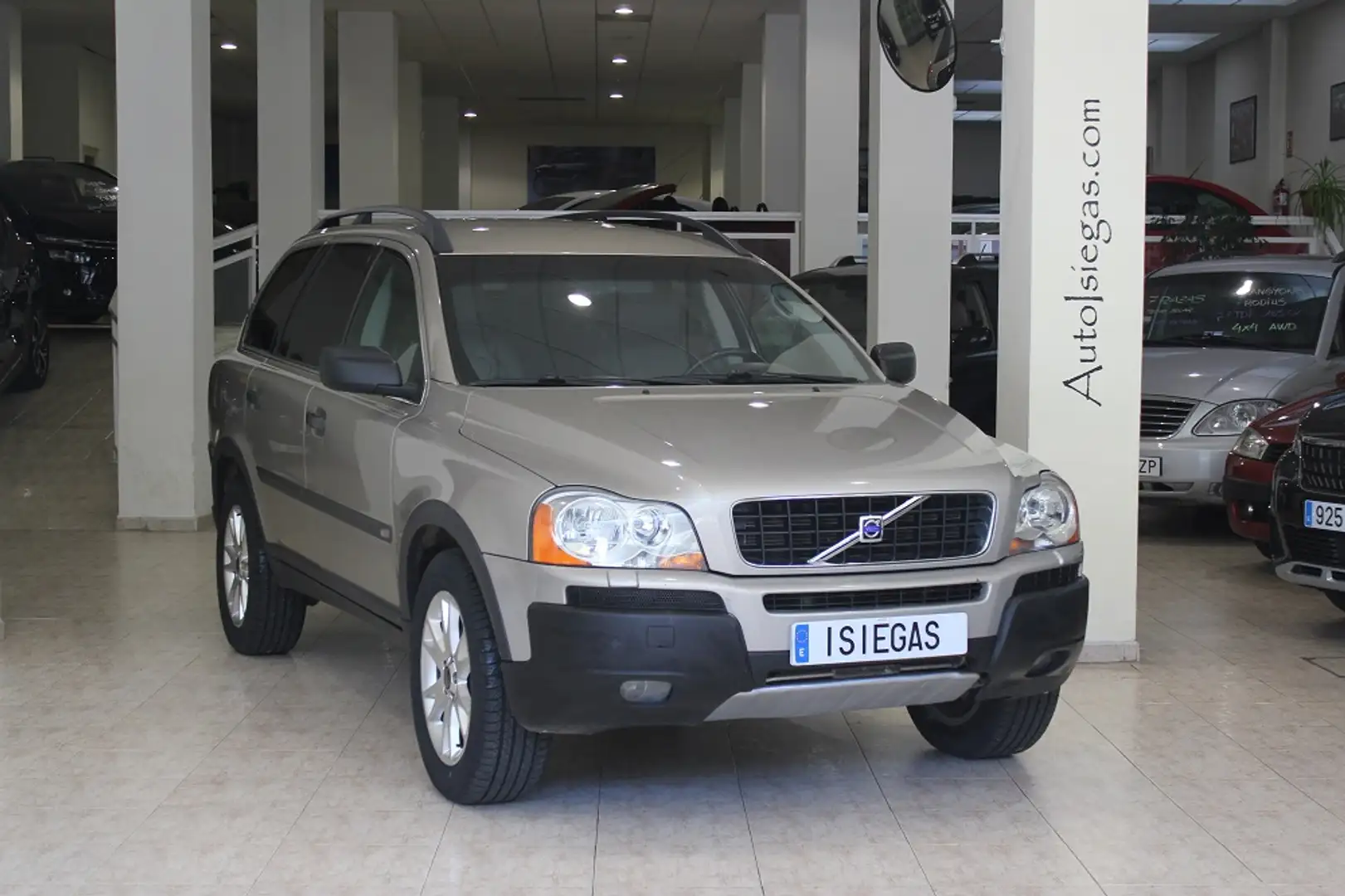 Volvo XC90 2.4 D5 Summum 163 Bej - 1