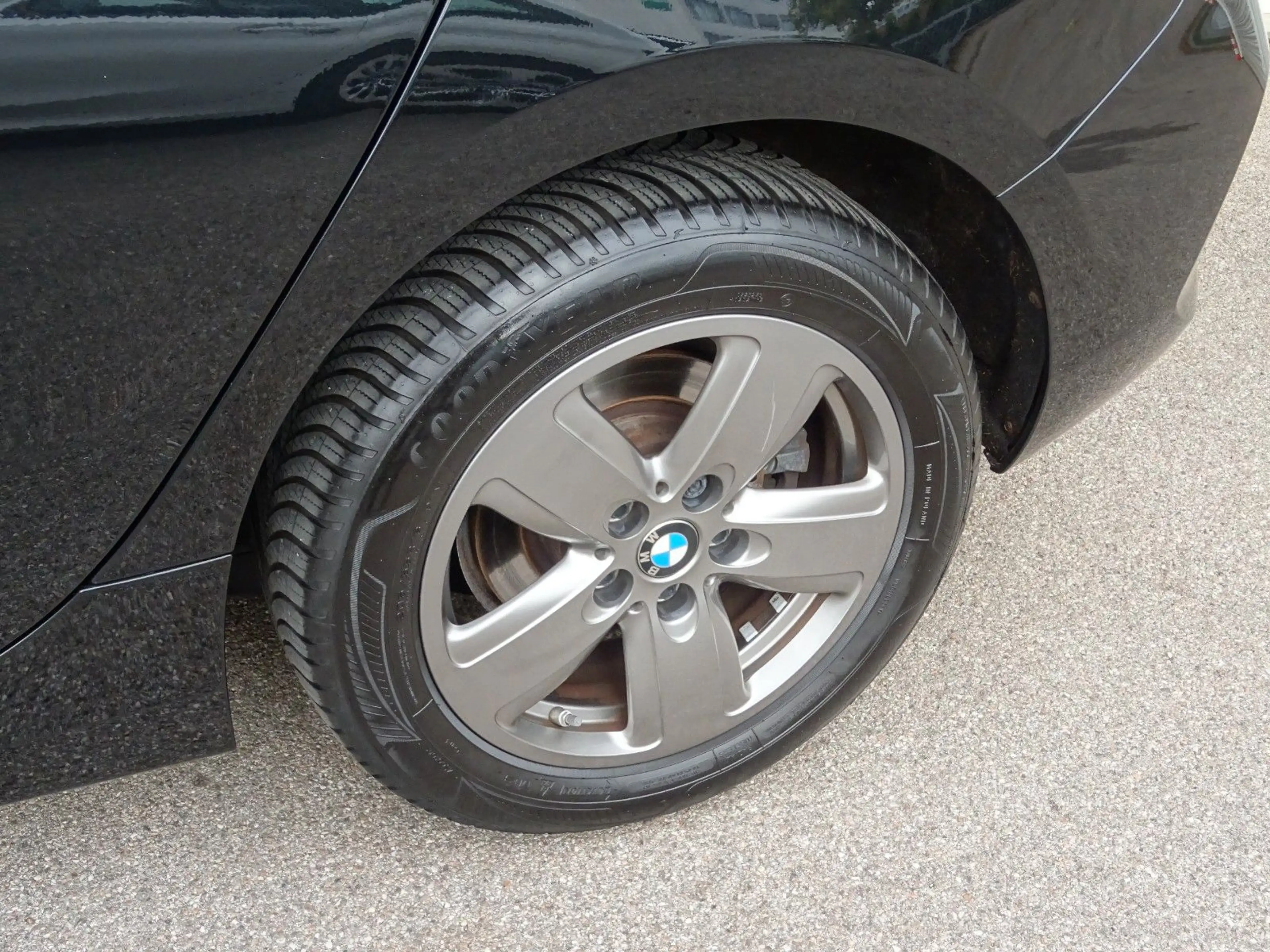 BMW 118 i Aut Advantage Navi LC Pro LED Alu HeckklAut — photo 15