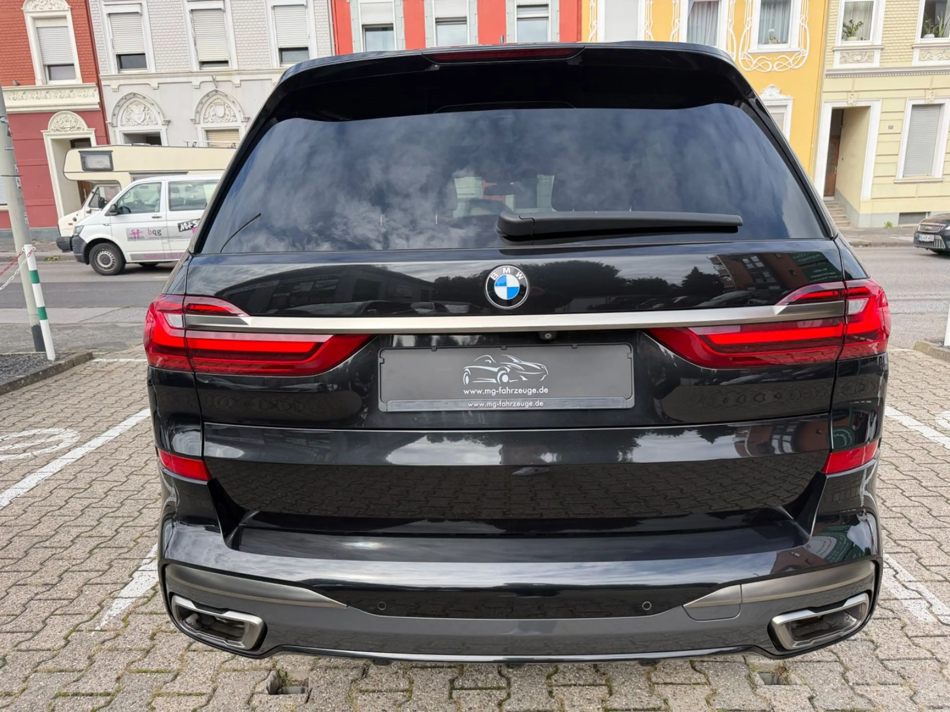 BMW X7 xDrive M50 d VOLLAUSSTATTUNG UNFALLFREI TOP — photo 4