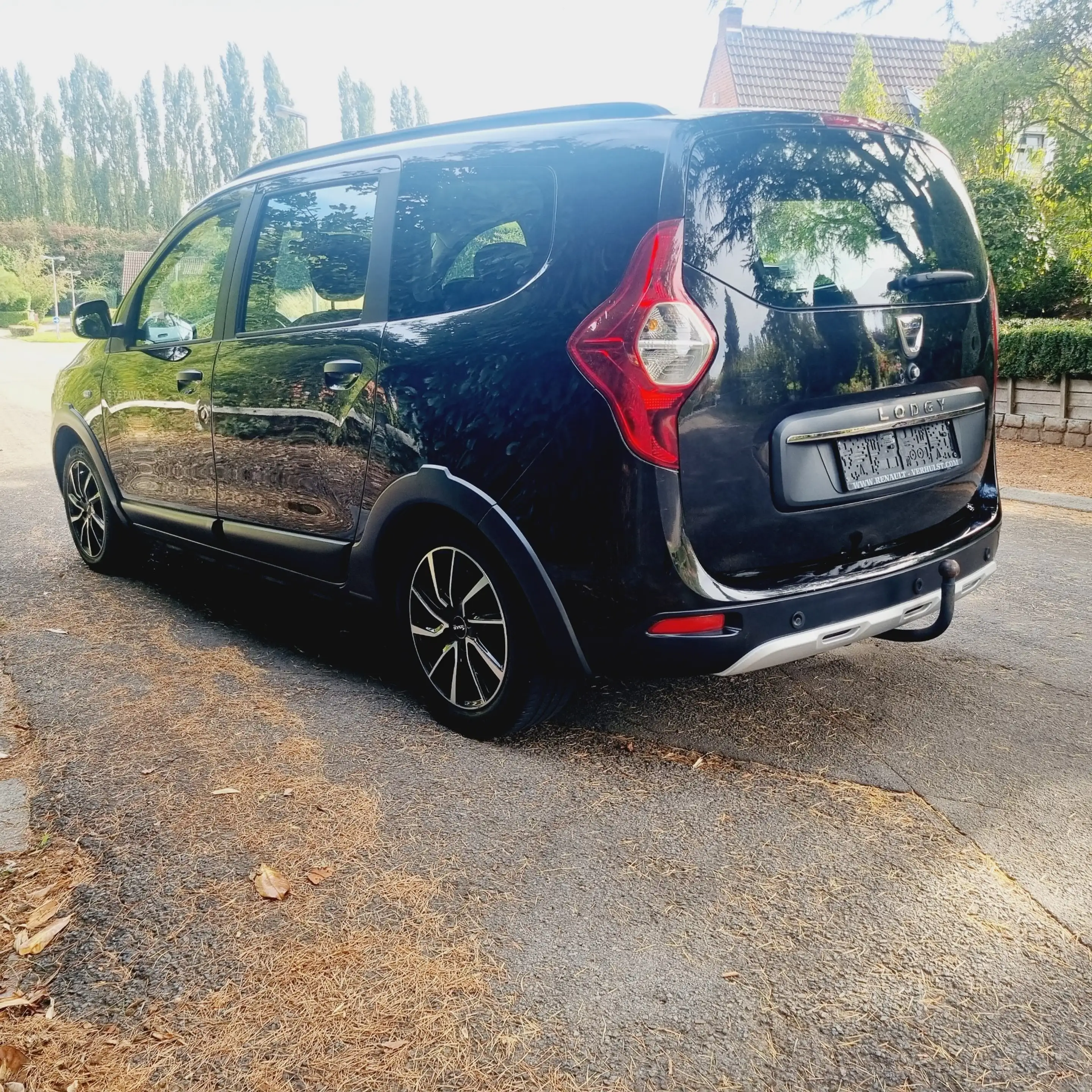 Dacia Lodgy Lodgy Stepway 1.3 TCe Anniversary GPF 5pl. (EU6.2) — photo 11