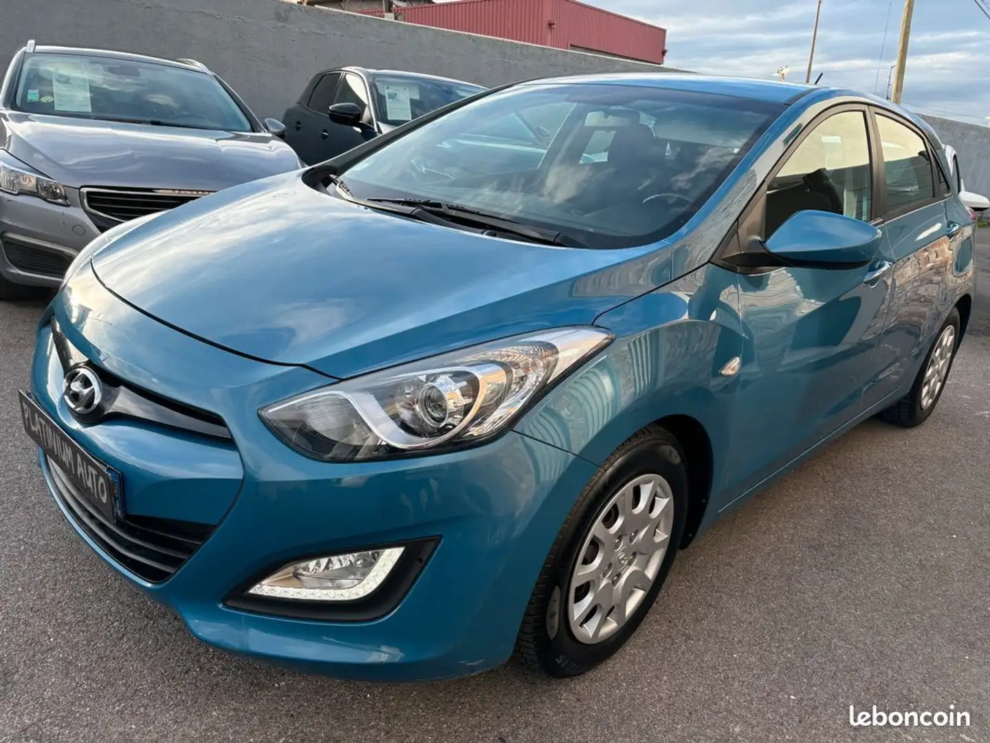 Hyundai i30 II 1.6 CRDI 110 Creative DCT-7 Bleu - 1