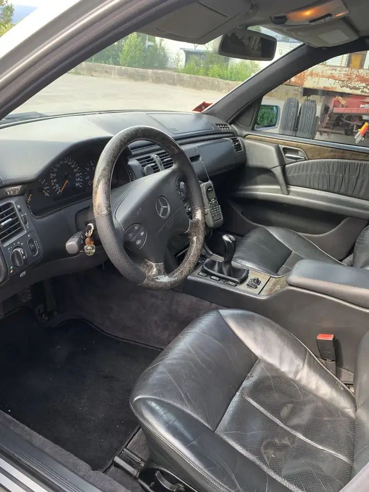 Mercedes-Benz E 250 td Avantgarde, foto 6