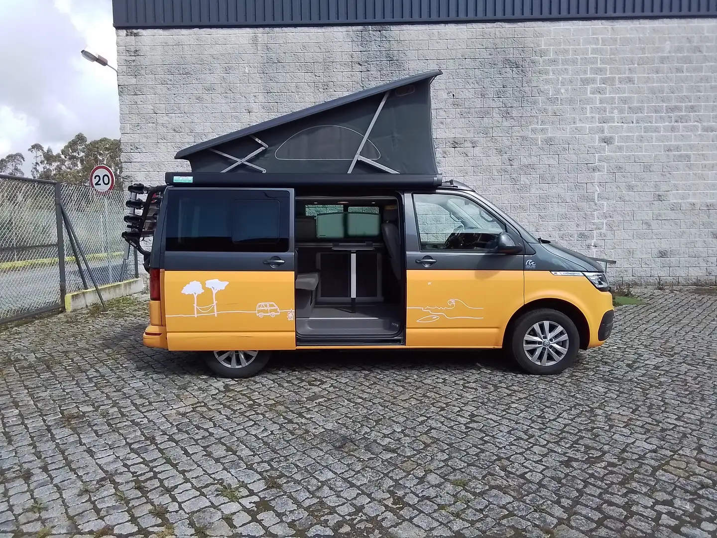 Volkswagen T6.1 California Ocean Gris - 2