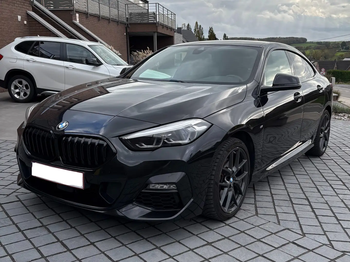 BMW 216 Gran Coupé 216 dA AdBlue Zwart - 2