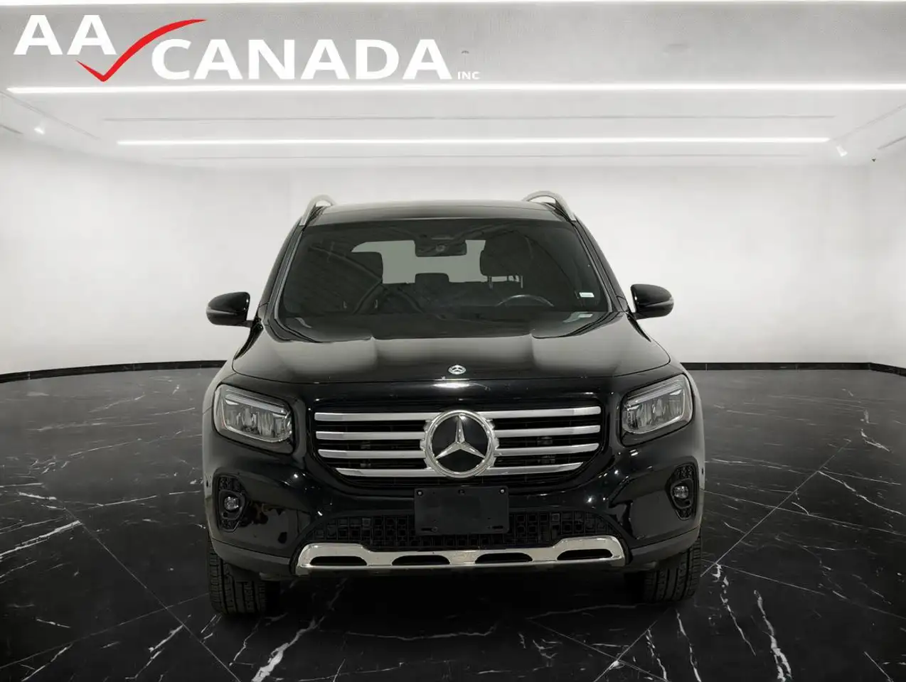 Mercedes-Benz GLB photo Mercedes-Benz GLB