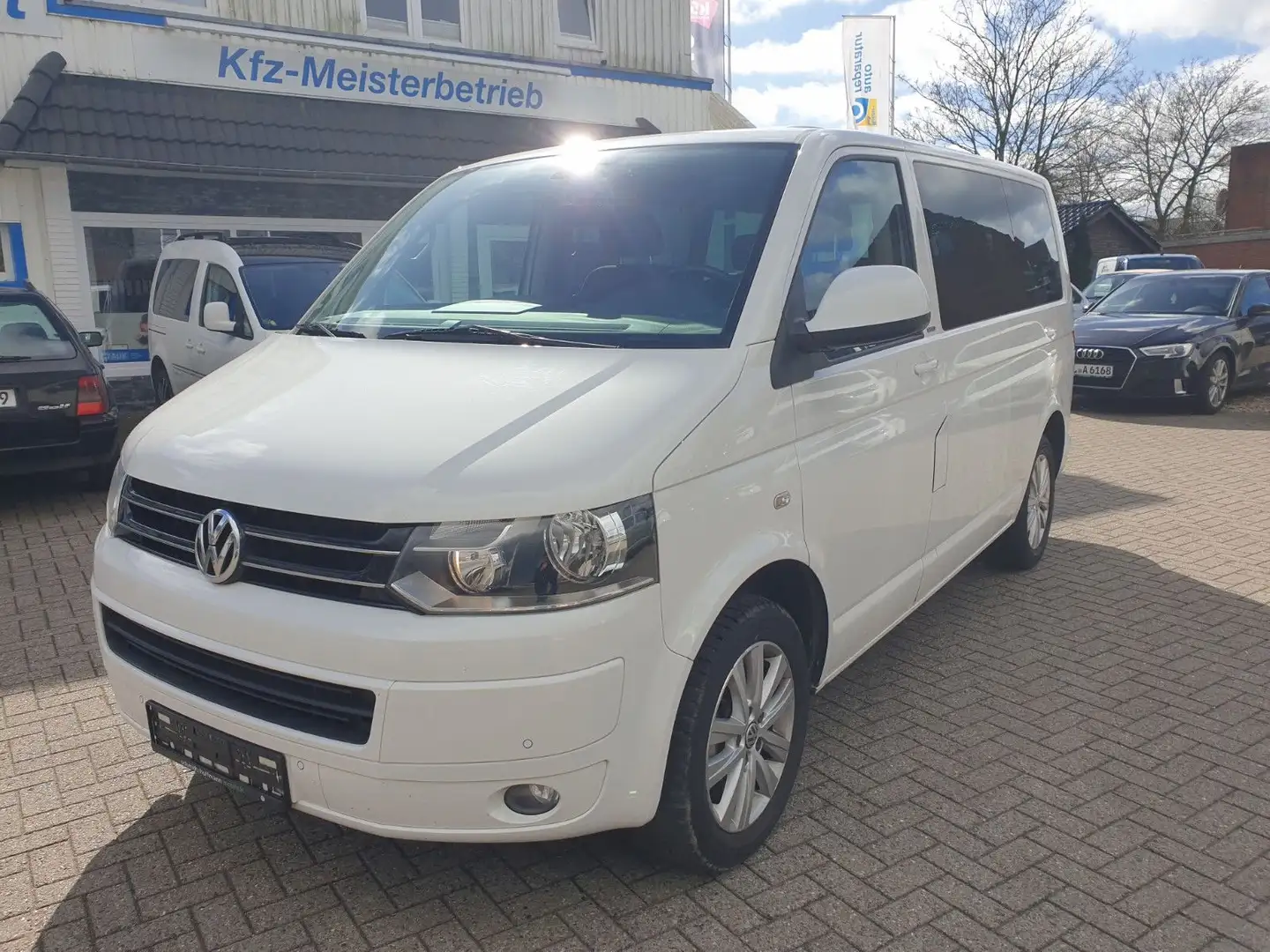 Volkswagen T5 Transporter T5 Bus Mulitvan Match/Standheizung Weiß - 1