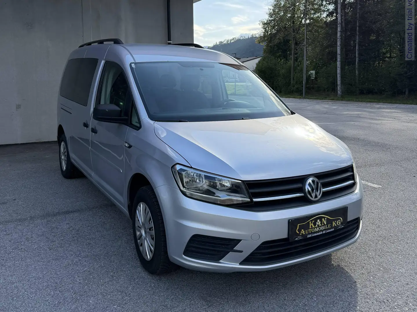 Volkswagen Caddy Caddy Kombi Maxi Family 1,0 TSI Family Silber - 1