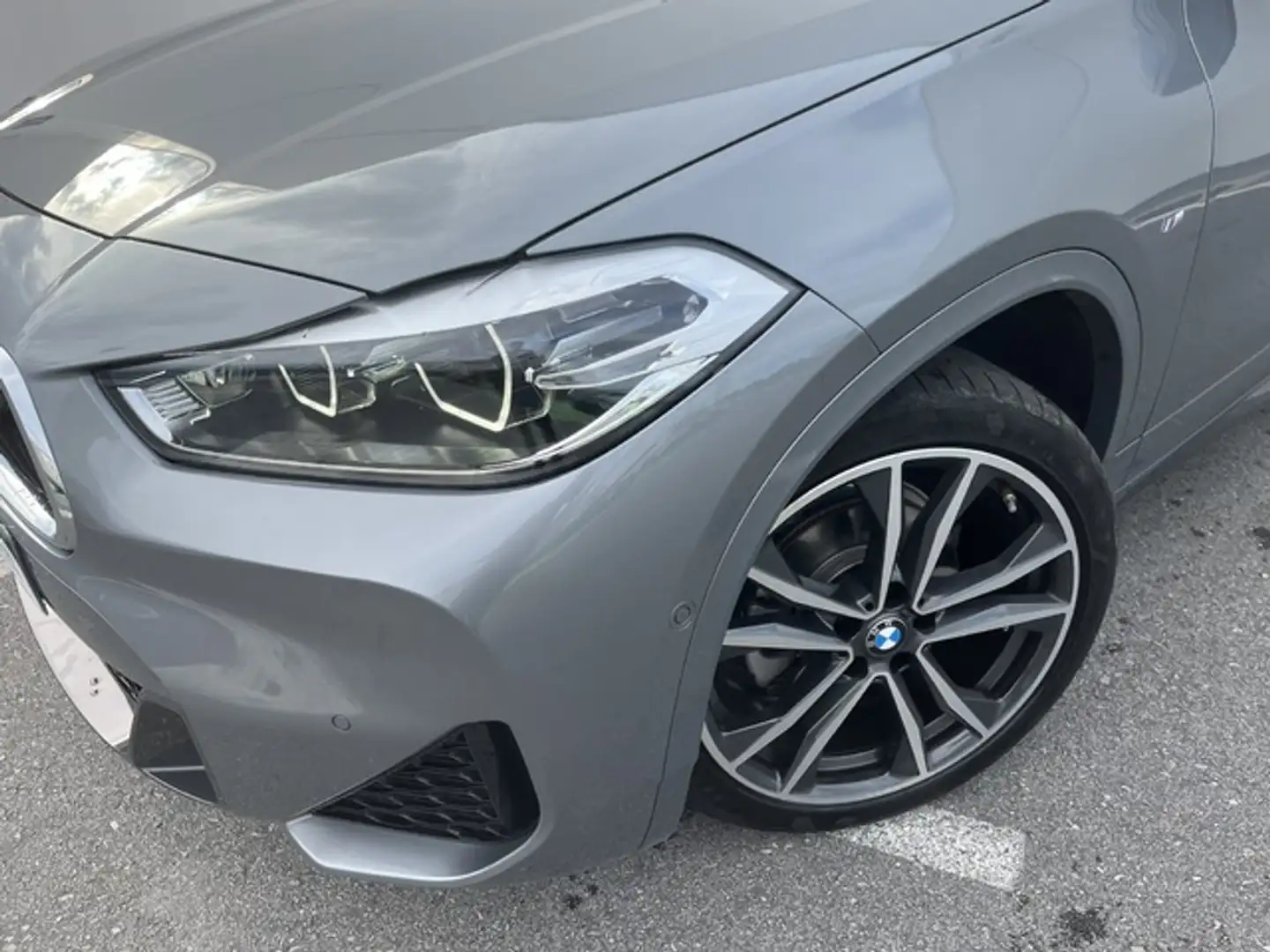 BMW X2 sDrive 16d Gris - 2