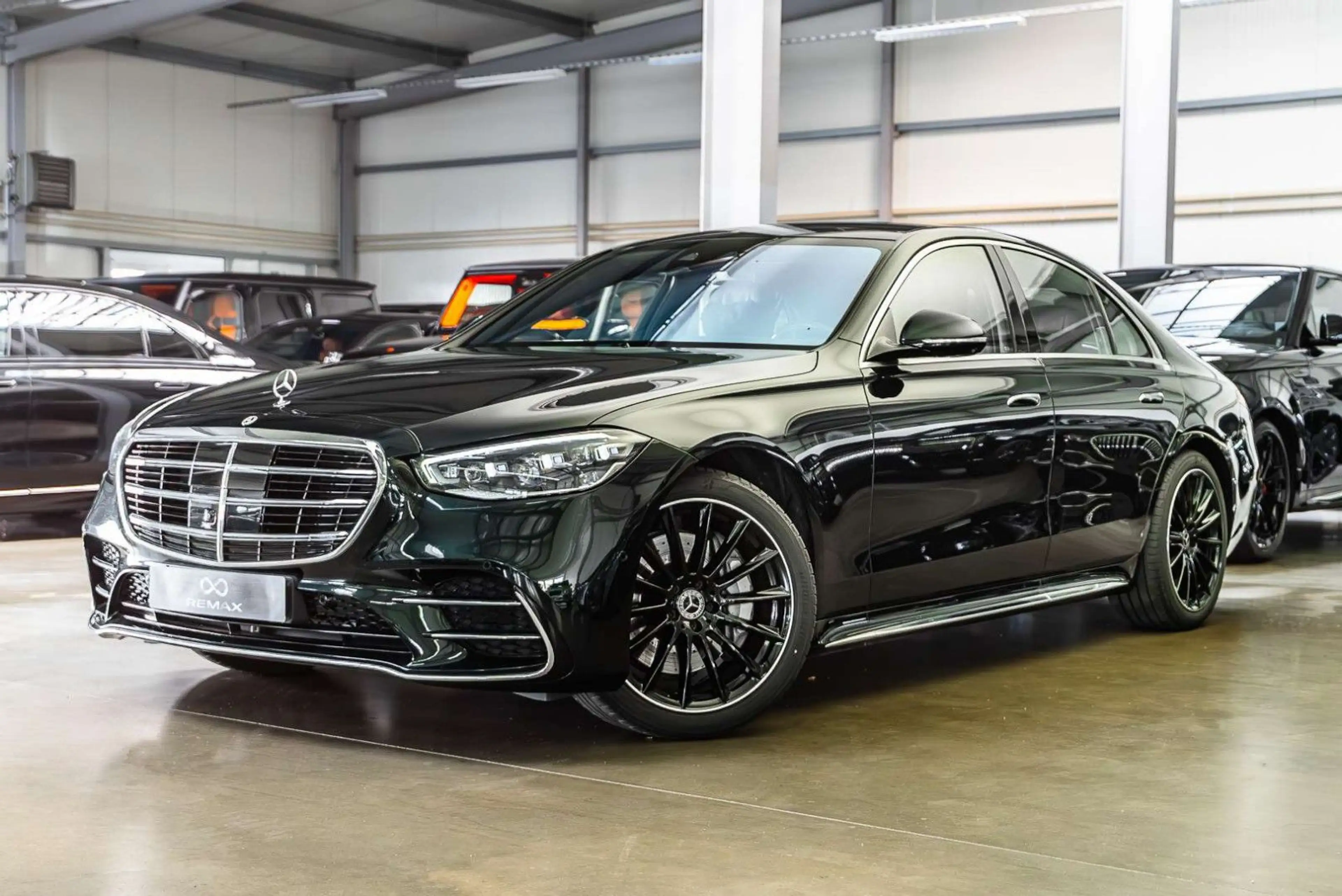 Mercedes-Benz S 450 d 4M AMG Line / Pano / Head-Up / MY 2026 — photo 6