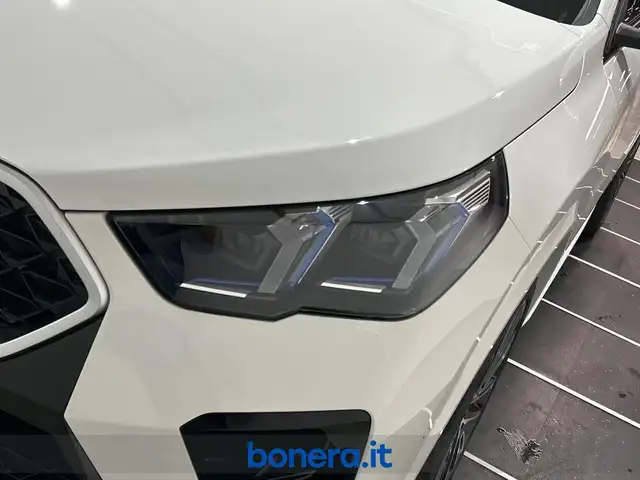 BMW X2 view 11
