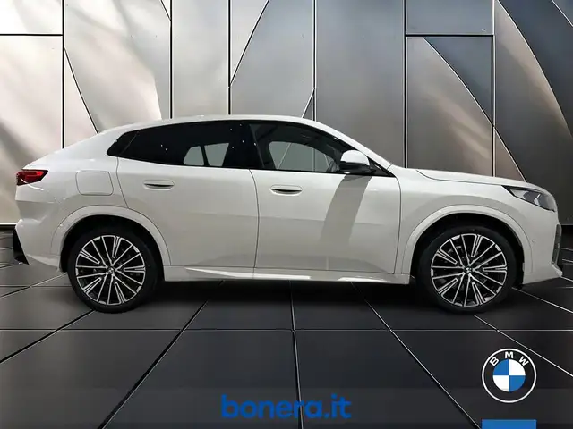 BMW X2 view 4