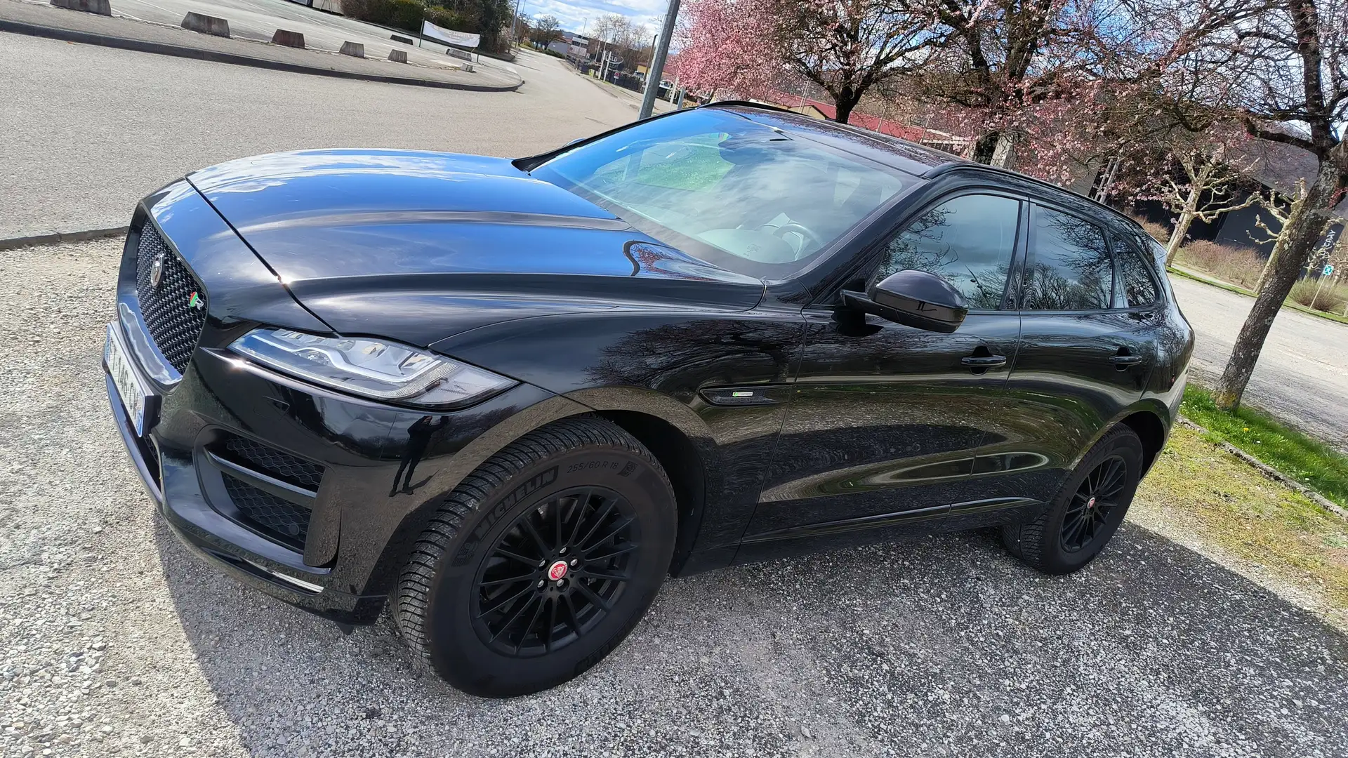 Jaguar F-Pace F-Pace V6 3.0 D - 300 ch AWD BVA8 R-Sport Noir - 1