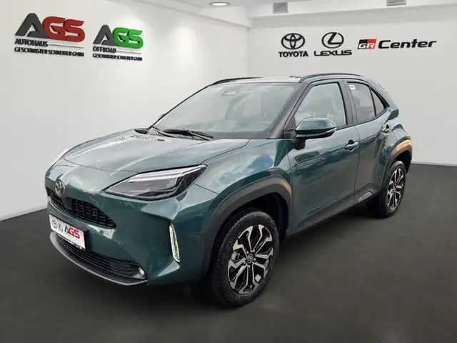 Toyota Yaris Cross 1,5l Teamplayer 4x4 Hybrid Safety + Winter