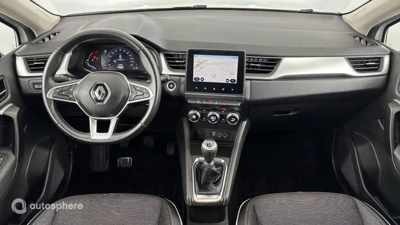 Renault Captur — photo 11