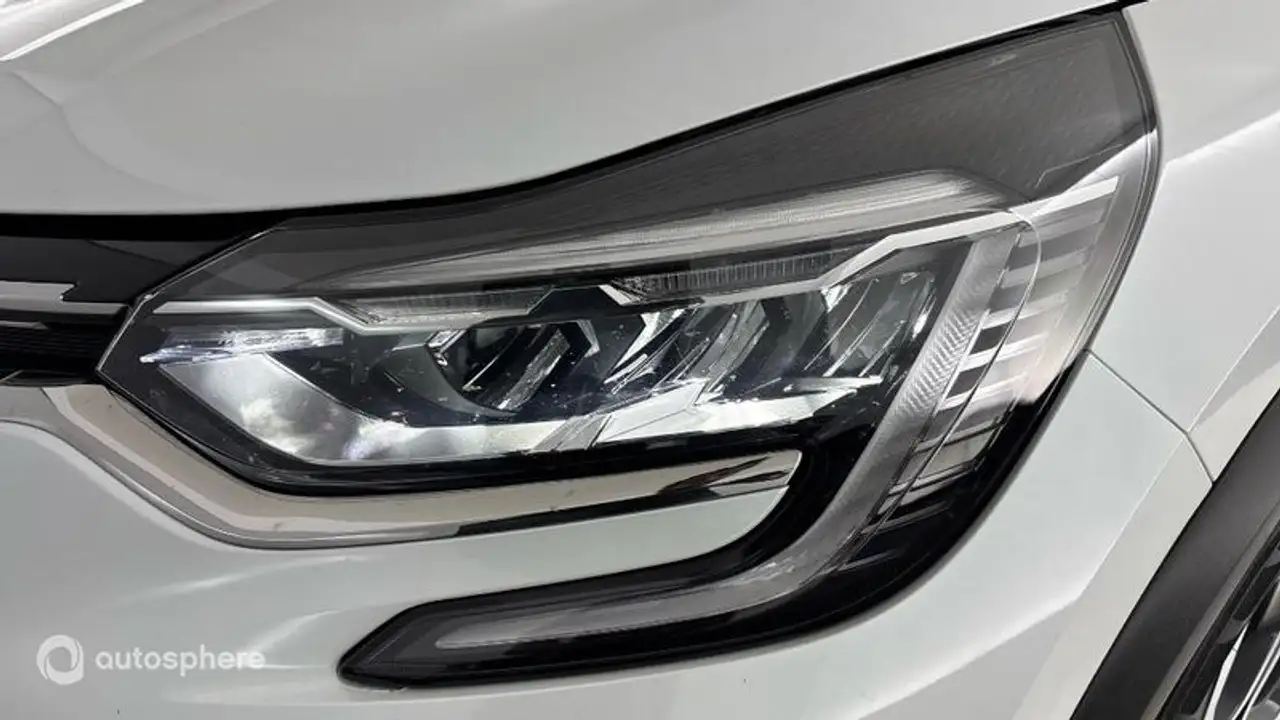 Renault Captur — photo 17