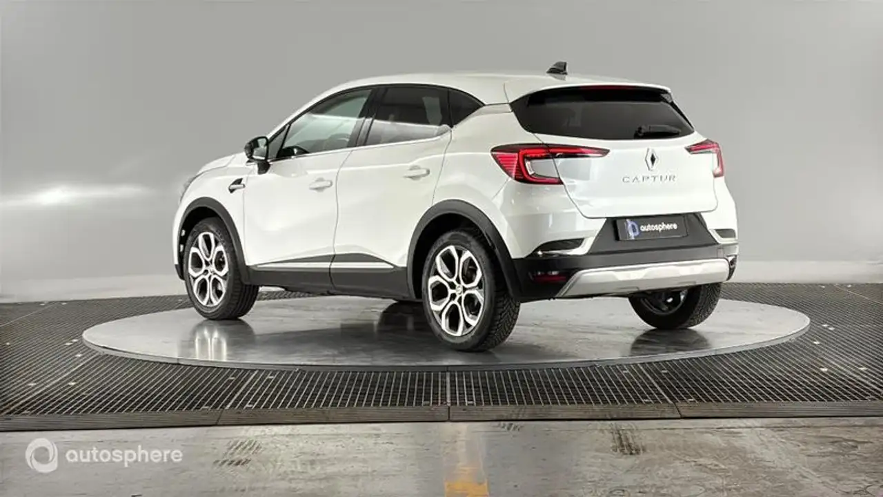 Renault Captur — photo 8