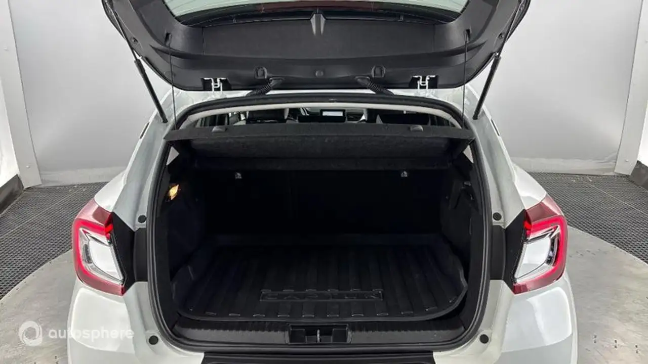 Renault Captur — photo 14