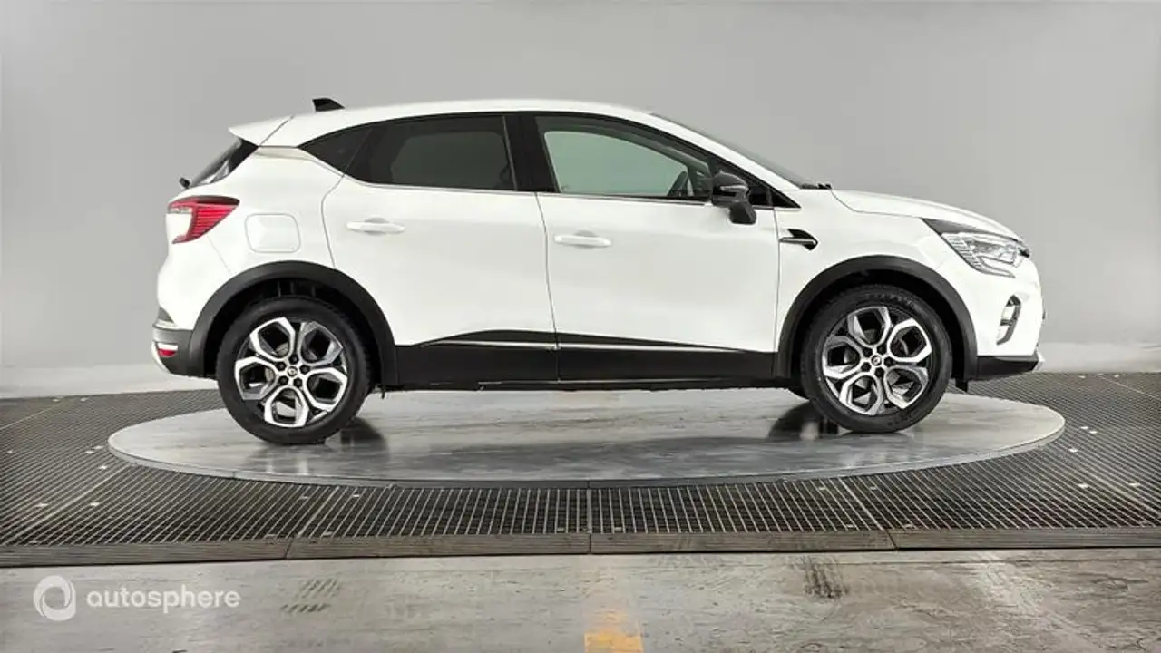 Renault Captur — photo 4