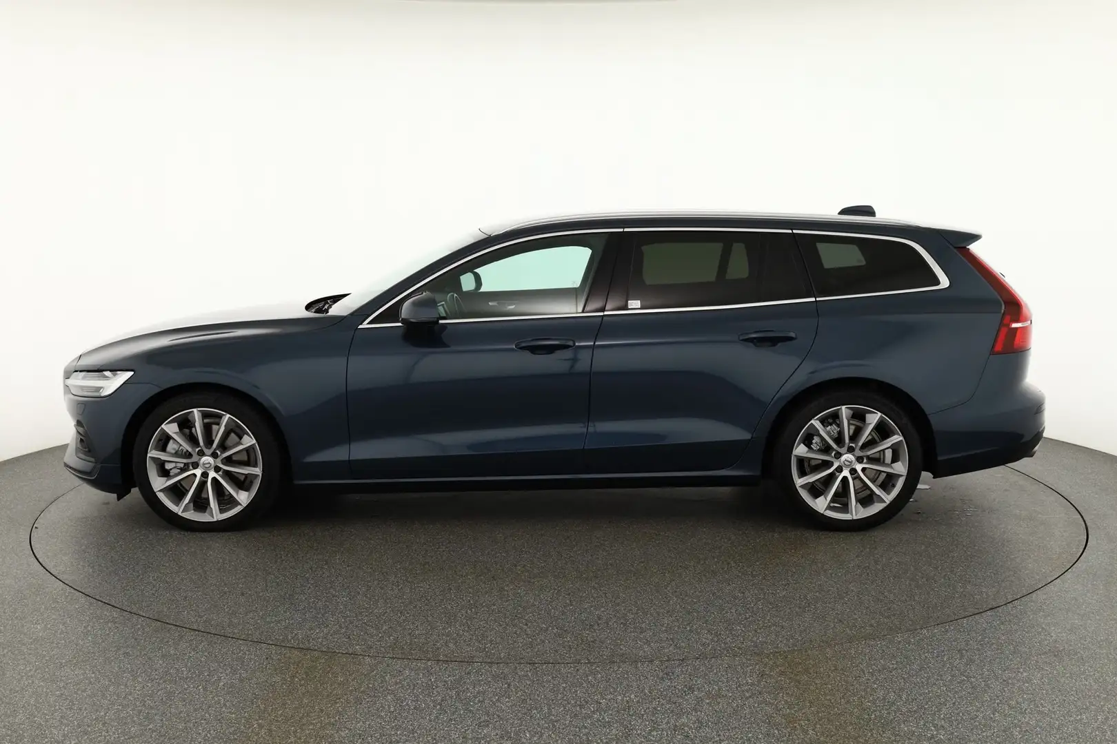 Volvo V60 Kombi 2.0 Momentum LED Navi Standheizung Blau - 2