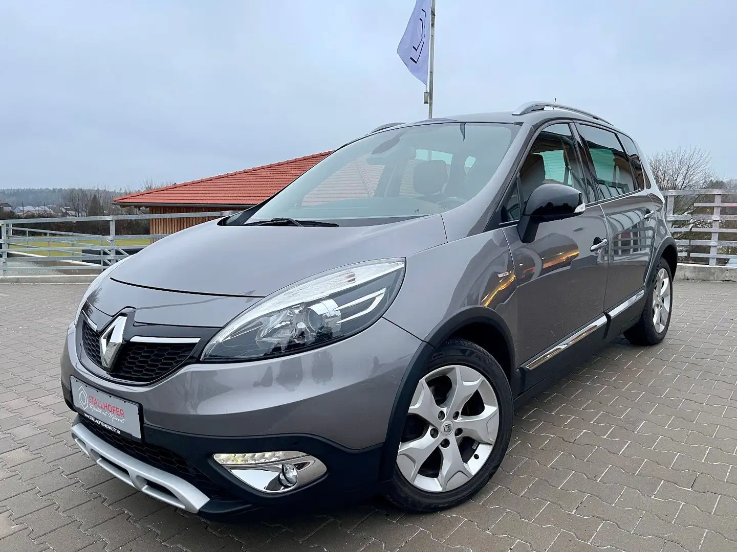 Renault Scenic III BOSE Edition Xmod-Line NAVI ALU PDC Grau - 1