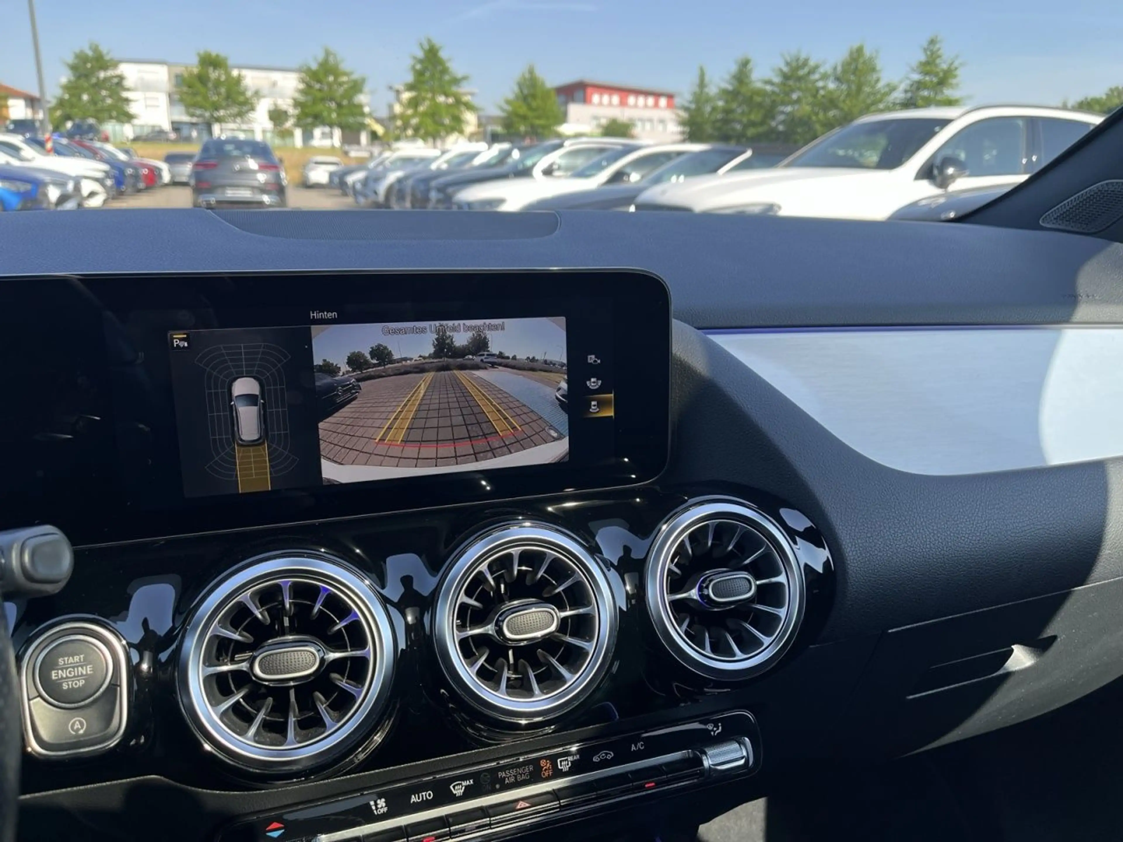 Mercedes-Benz B 220 d 4MATIC AMG+NIGHT+MULTIBEAM+AMBIENTE+PANO — photo 15