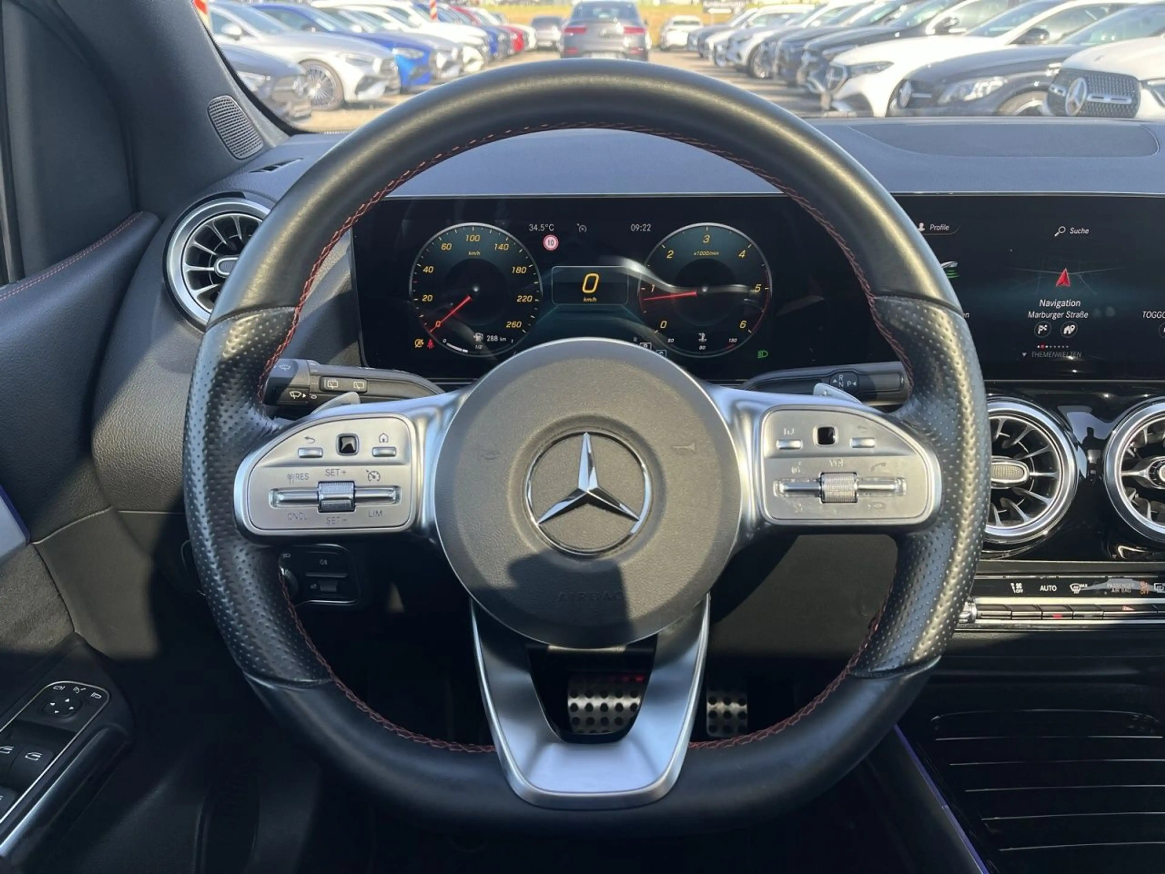 Mercedes-Benz B 220 d 4MATIC AMG+NIGHT+MULTIBEAM+AMBIENTE+PANO — photo 12