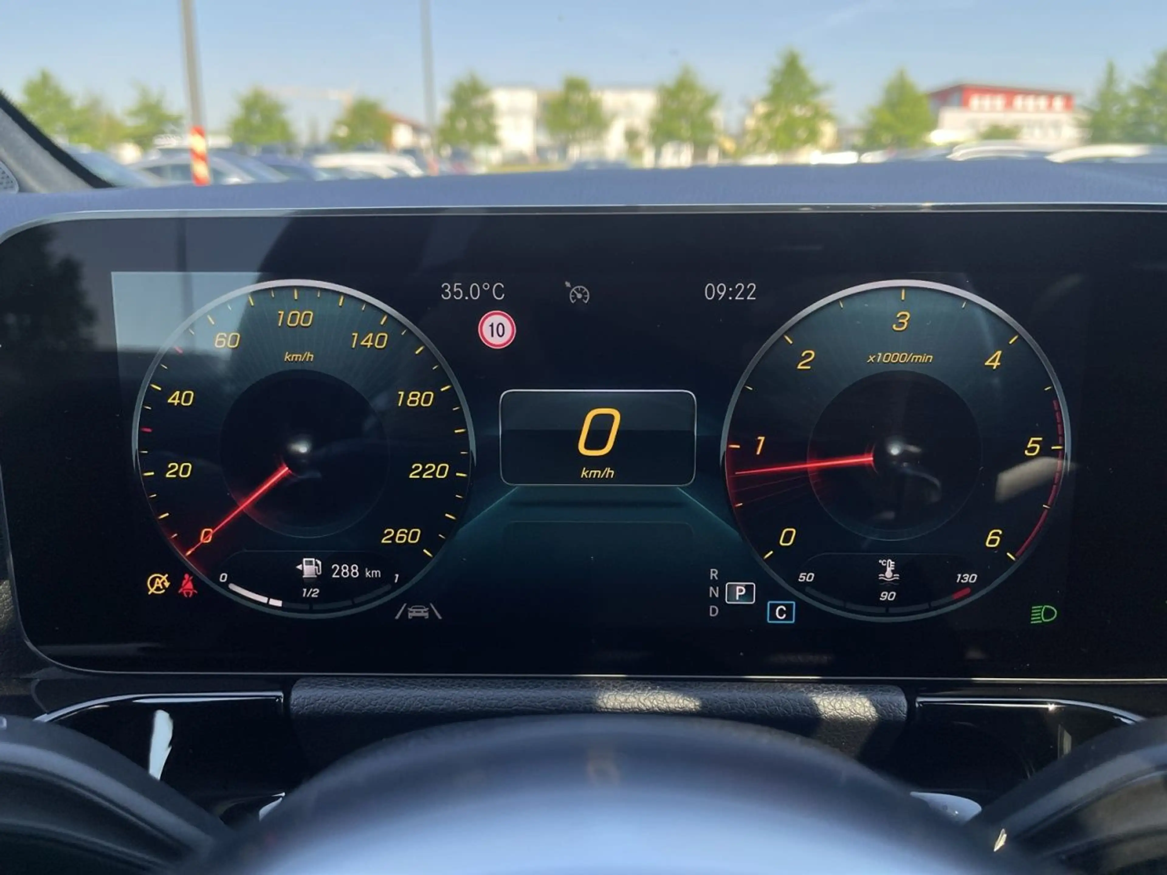 Mercedes-Benz B 220 d 4MATIC AMG+NIGHT+MULTIBEAM+AMBIENTE+PANO — photo 13