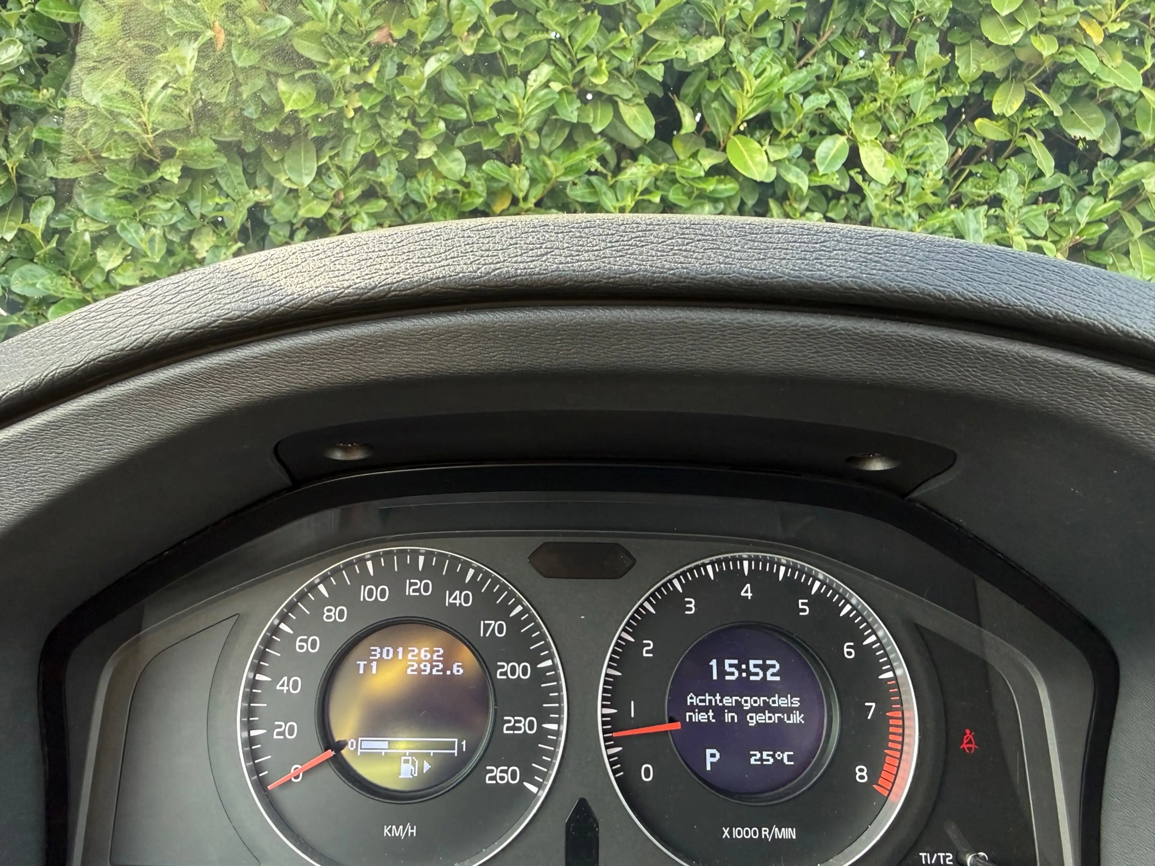 Volvo V70 2.5T Momentum AUT|NWE APK & DB-RIEM|NAVI|TREKH|LEE — photo 24