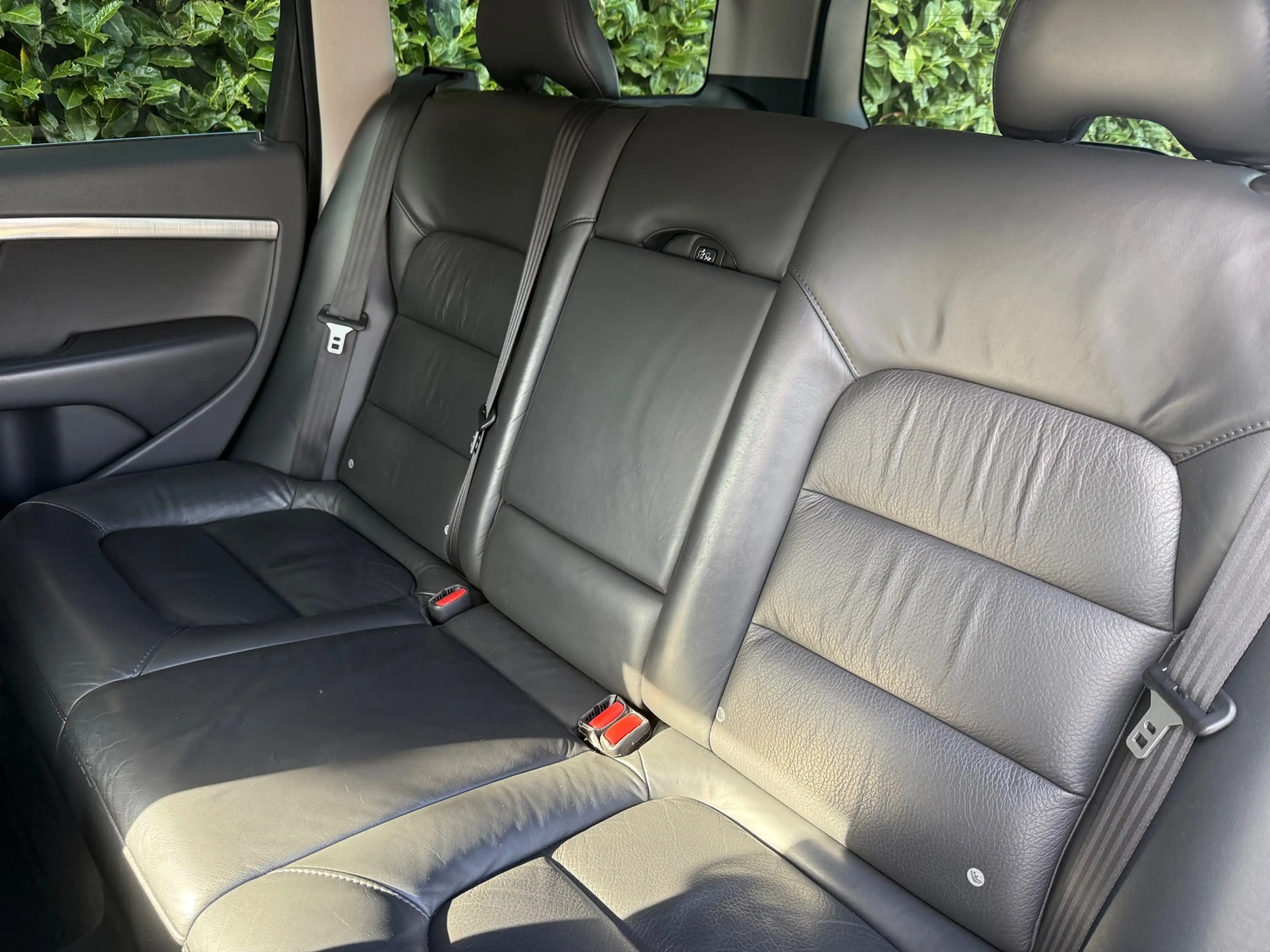 Volvo V70 2.5T Momentum AUT|NWE APK & DB-RIEM|NAVI|TREKH|LEE — photo 14