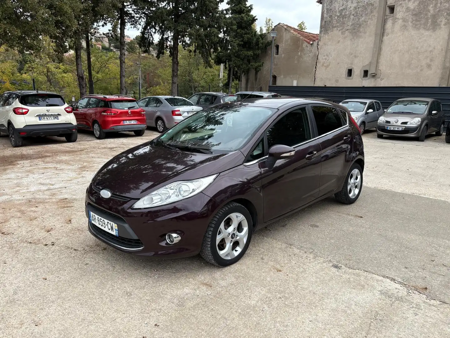 Ford Fiesta Titanium Marrone - 2