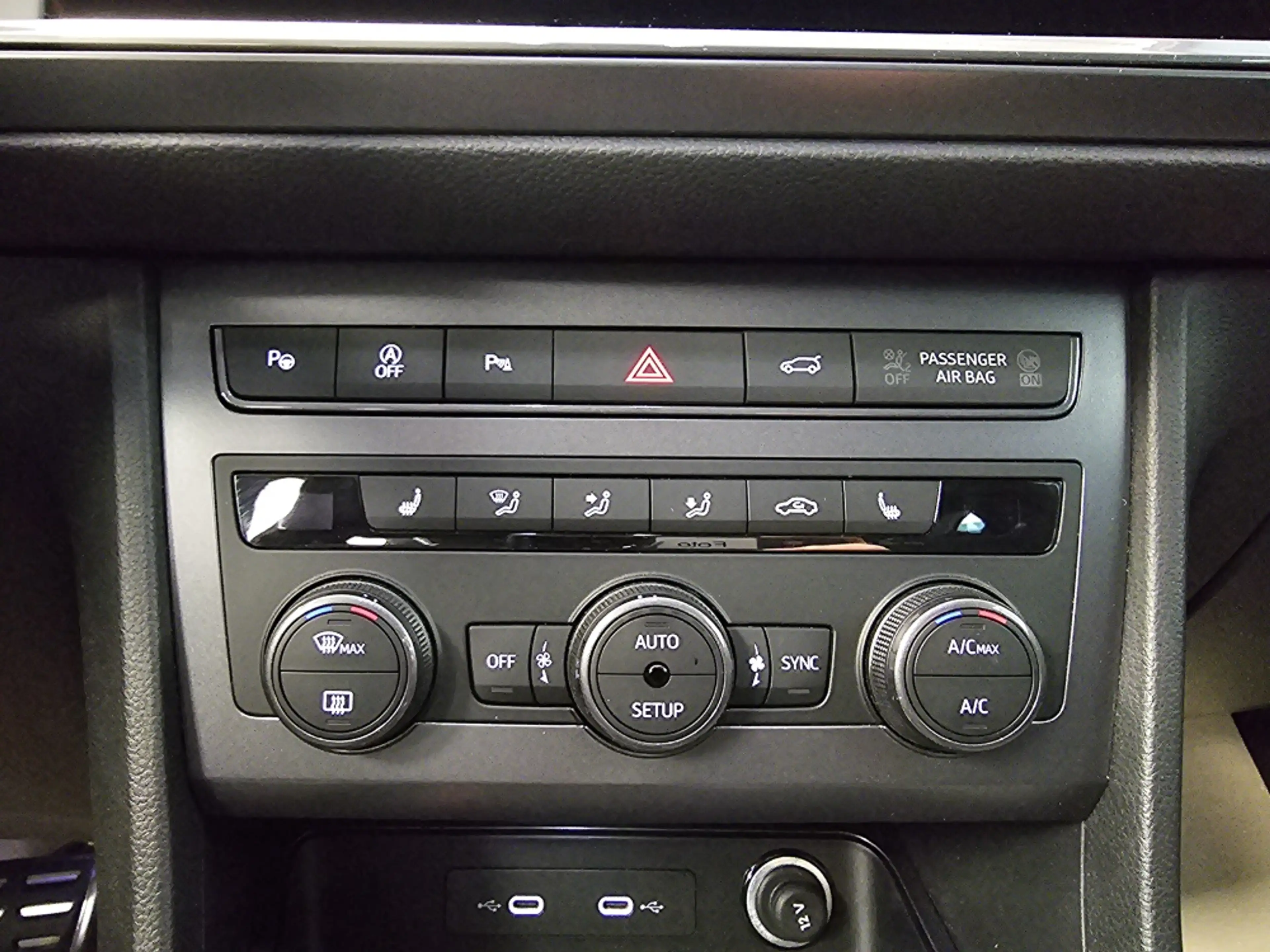 CUPRA Ateca AHK,LED,Kamera,Sitzheizung,Navigation — photo 12