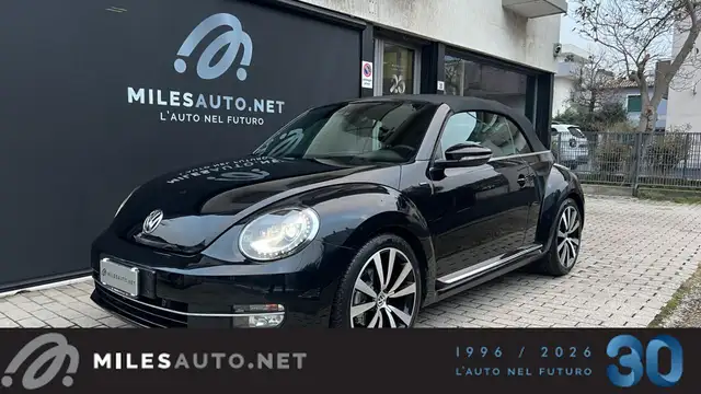 Volkswagen Maggiolino Cabrio TDI 150CV DSG pelle Apple CarPlay 19" Xenon