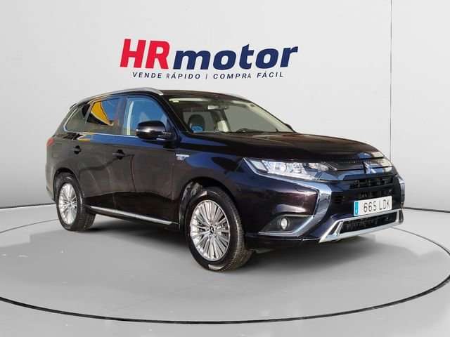 Mitsubishi Outlander PHEV Motion 4WD - foto 1