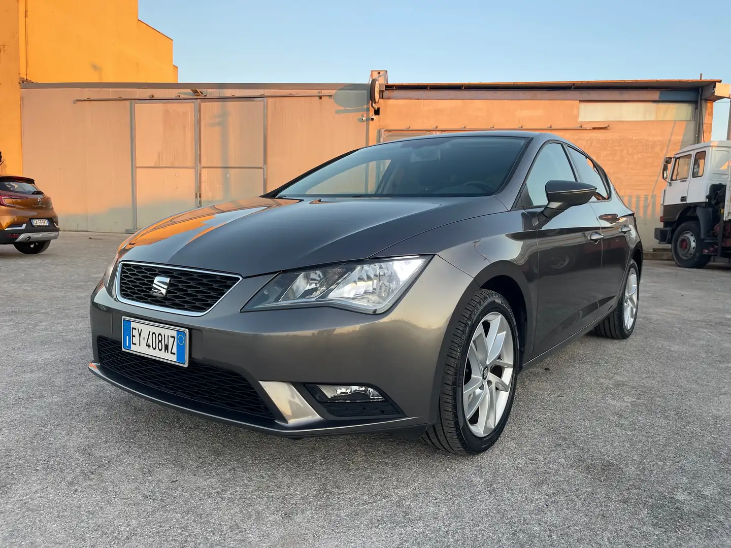 SEAT Leon Leon 1.6 tdi 105 STYLE NAVI NUOVAAA Grigio - 1