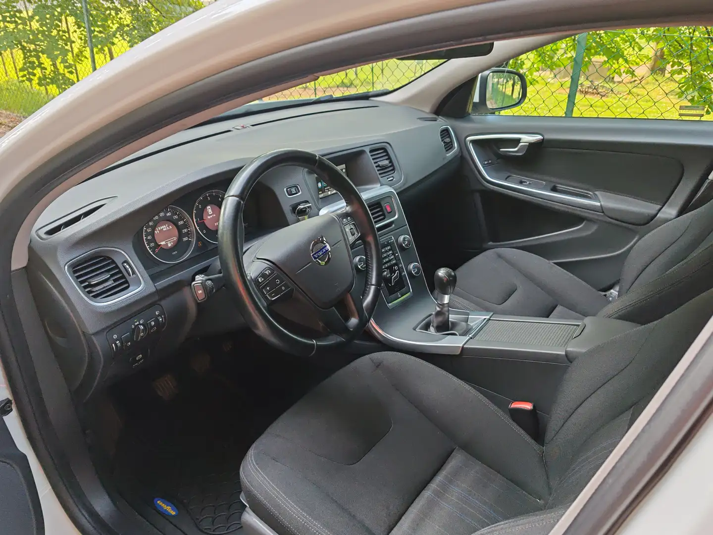 Volvo S60 S60 1.6 d2 Kinetic Bianco - 2