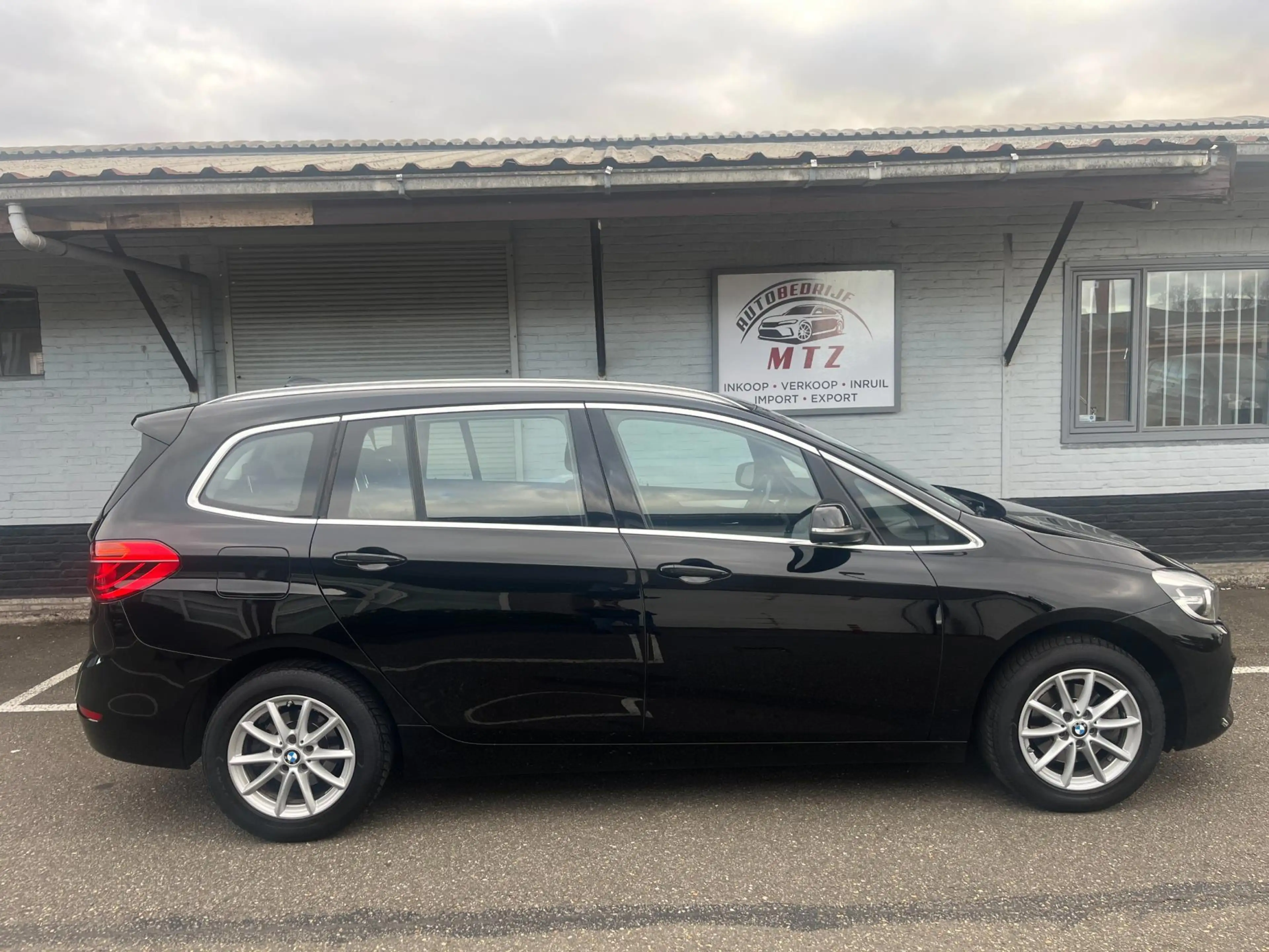 BMW 214 2-serie Gran Tourer 214d Essential 7p./ DEALER OH — photo 6