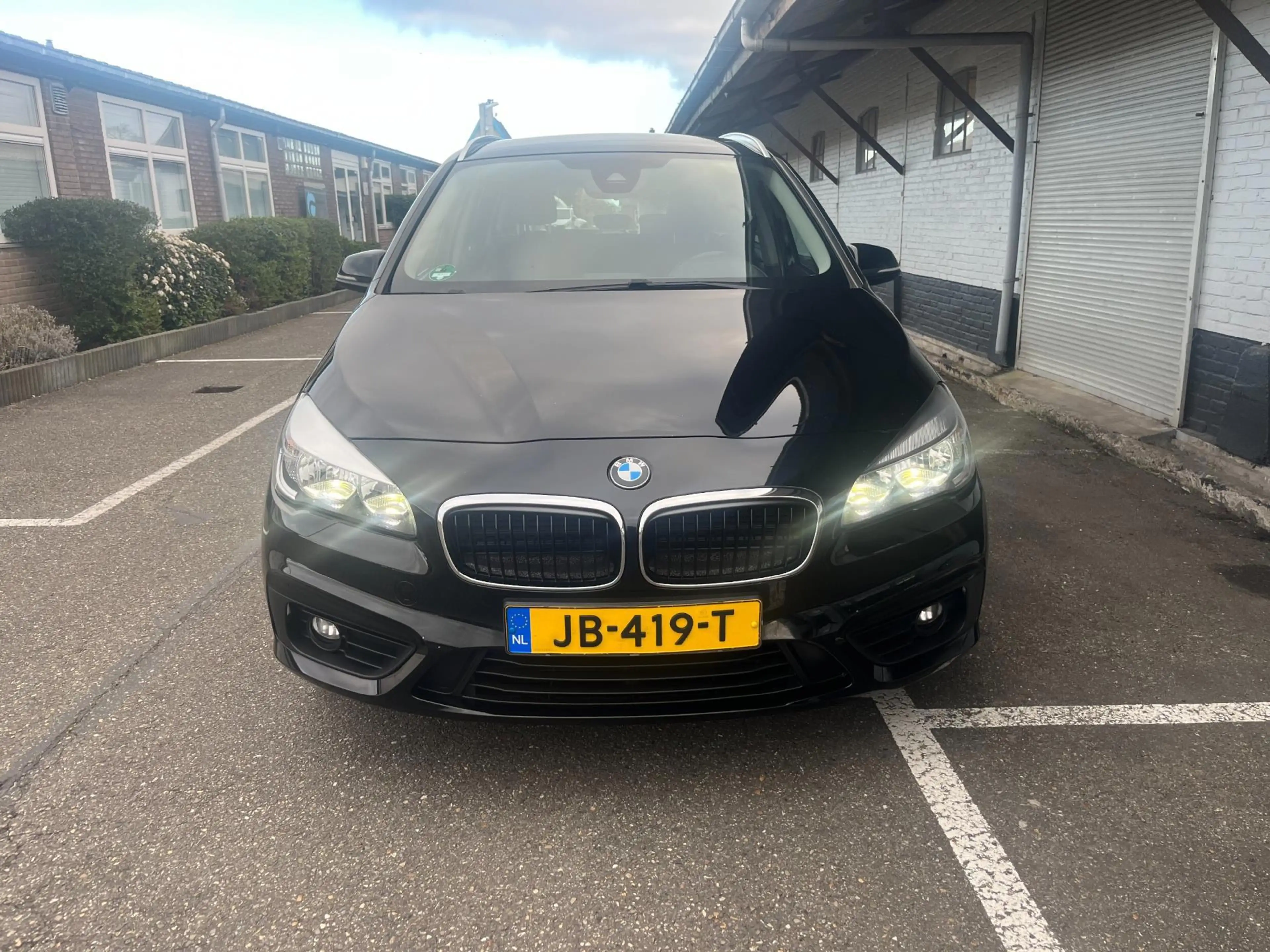 BMW 214 2-serie Gran Tourer 214d Essential 7p./ DEALER OH — photo 2