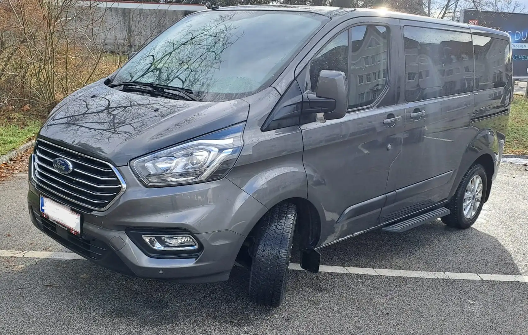 Ford Tourneo Custom 2,0 TDCi 320 L1 Trend Grau - 1