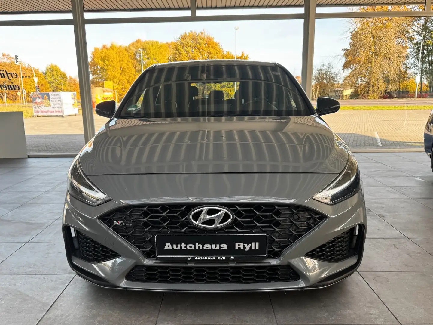 Hyundai i30 N Line Mild-Hybrid Grau - 2