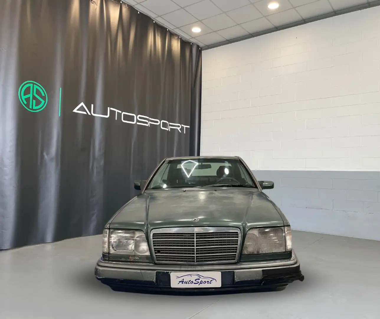 Mercedes-Benz 200 E 200 cat Coupé Зелений - 2