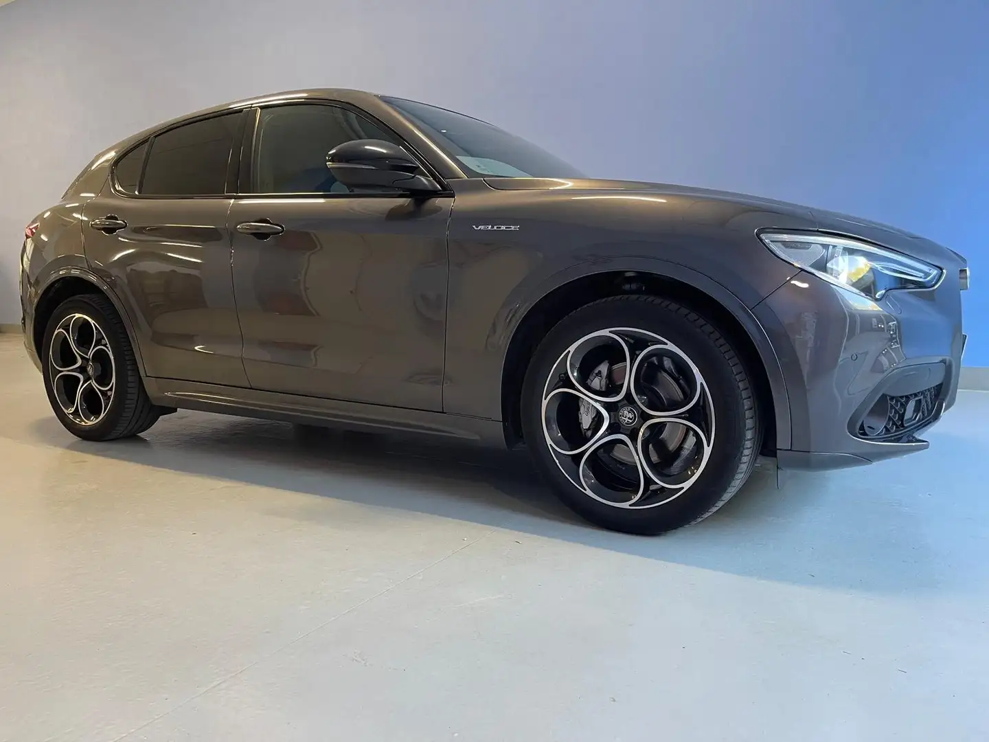 Alfa Romeo Stelvio 2.2 t Veloce Ti Q4 210 CV Auto Grau - 2