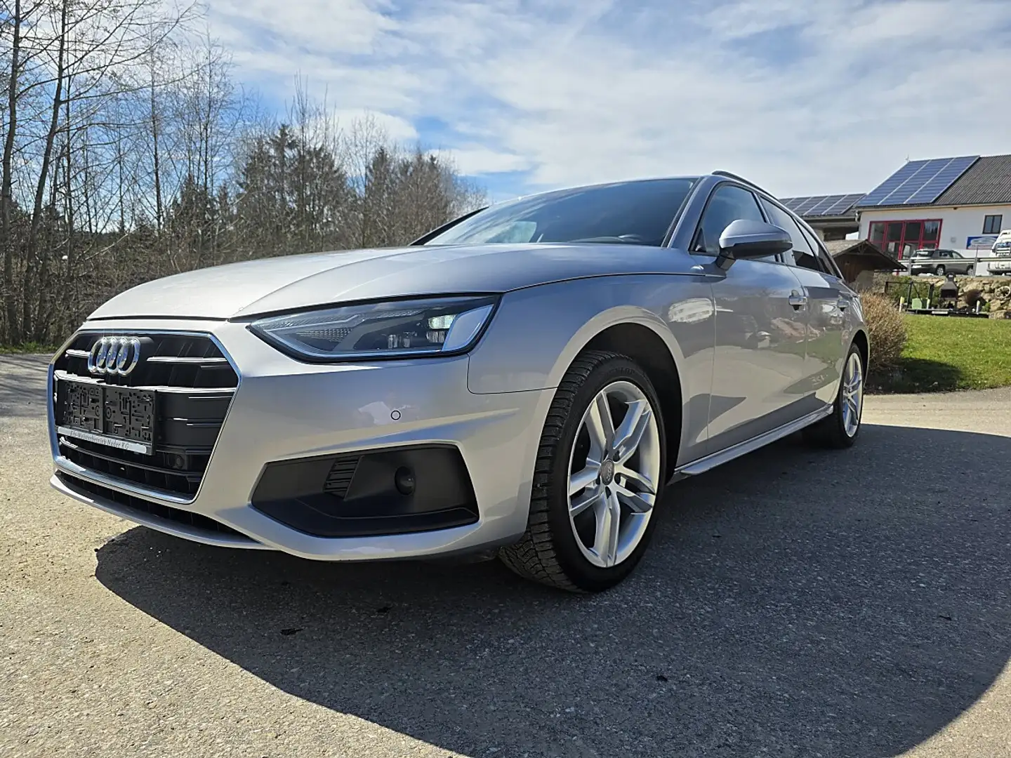Audi A4 Avant 30 TDI Sitzheiz. Virtual Cockpit LED Haup... Grau - 1