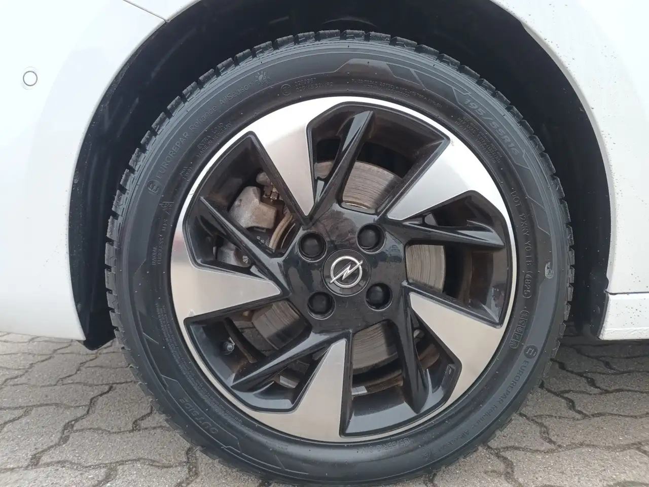 Opel Corsa-e e Elegance 9