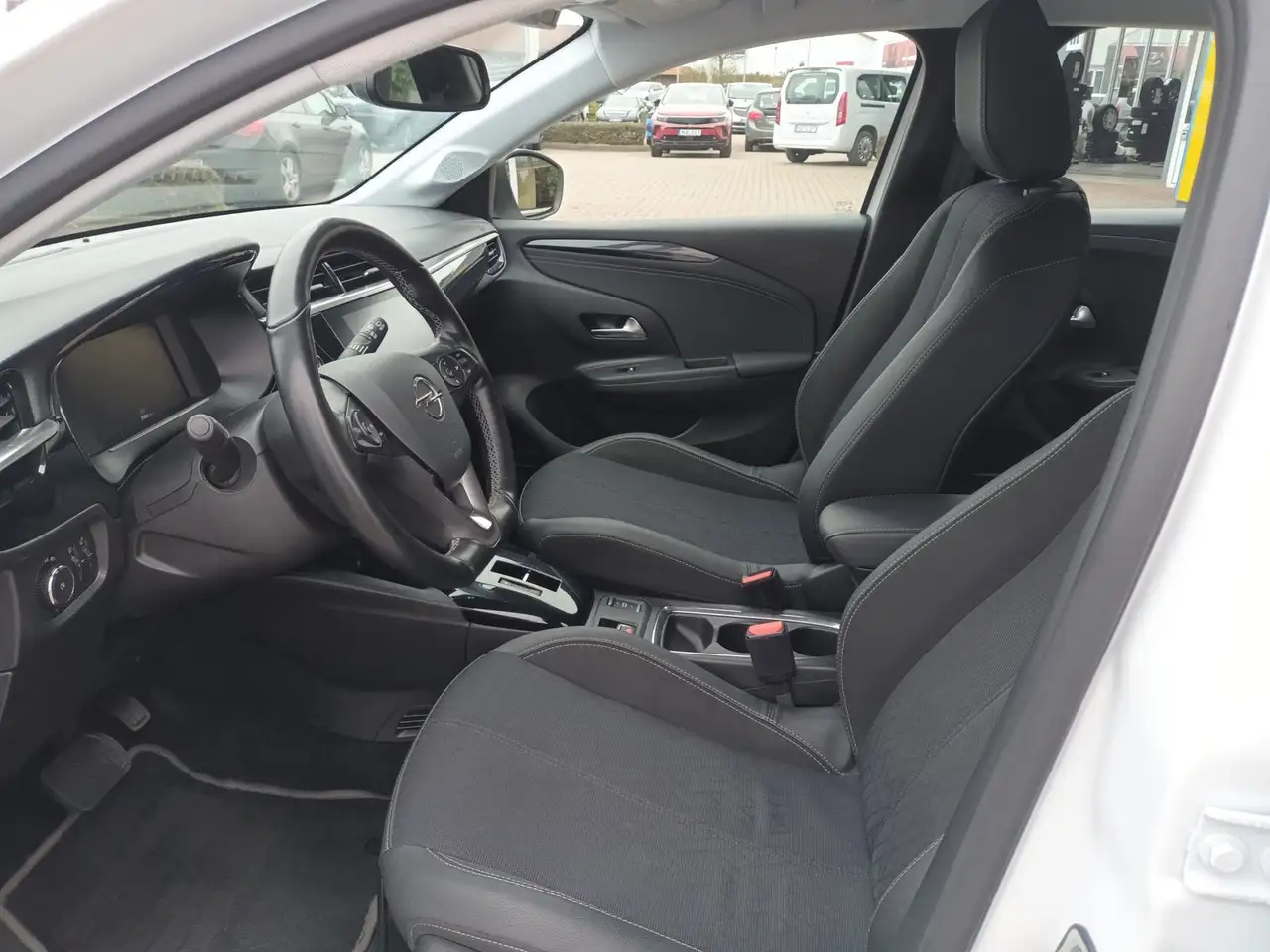 Opel Corsa-e e Elegance 11