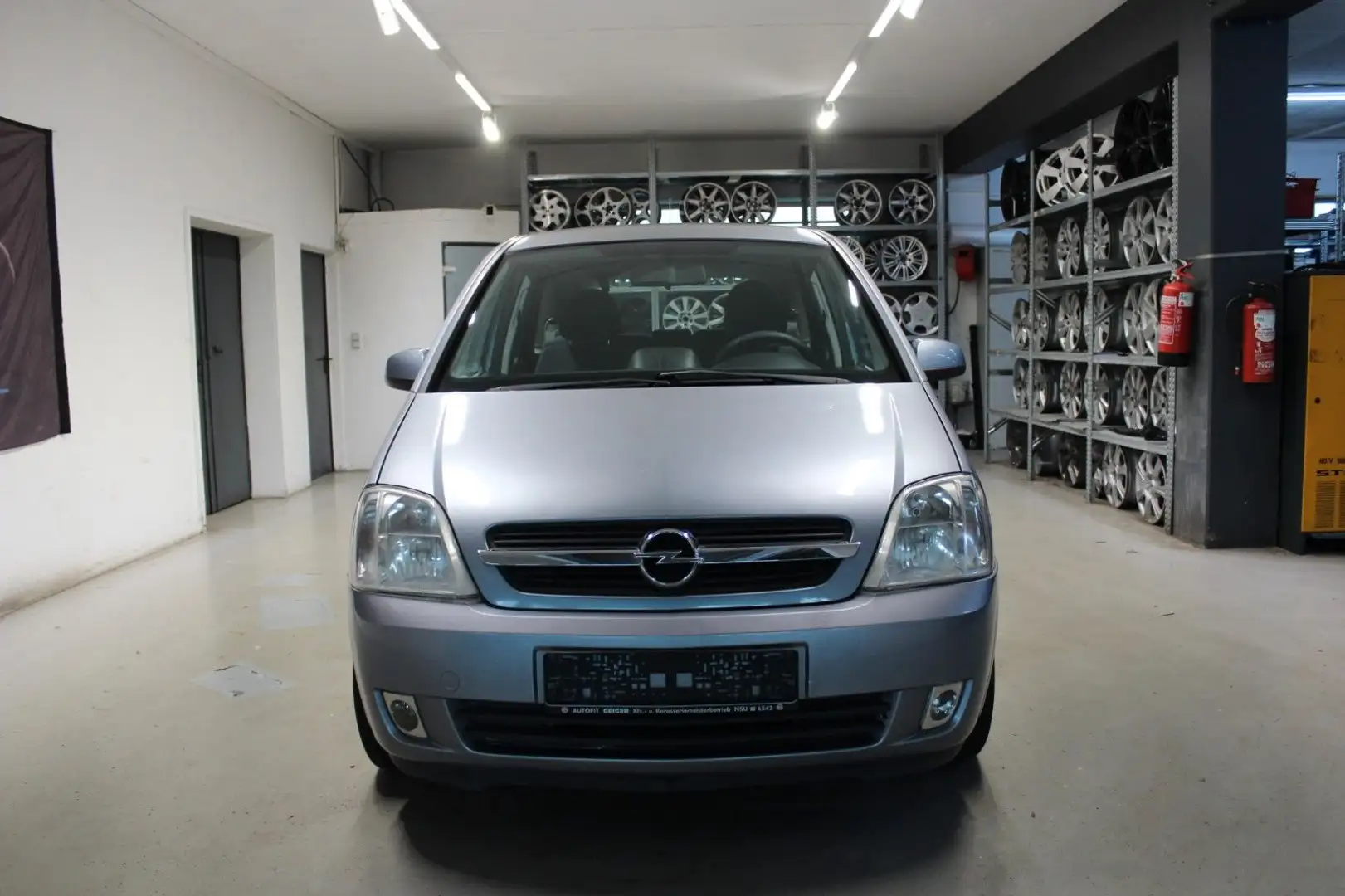 Opel Meriva Edition*AHK*PDC*TEMPO*KLIMA*ABS*ESP Argento - 2