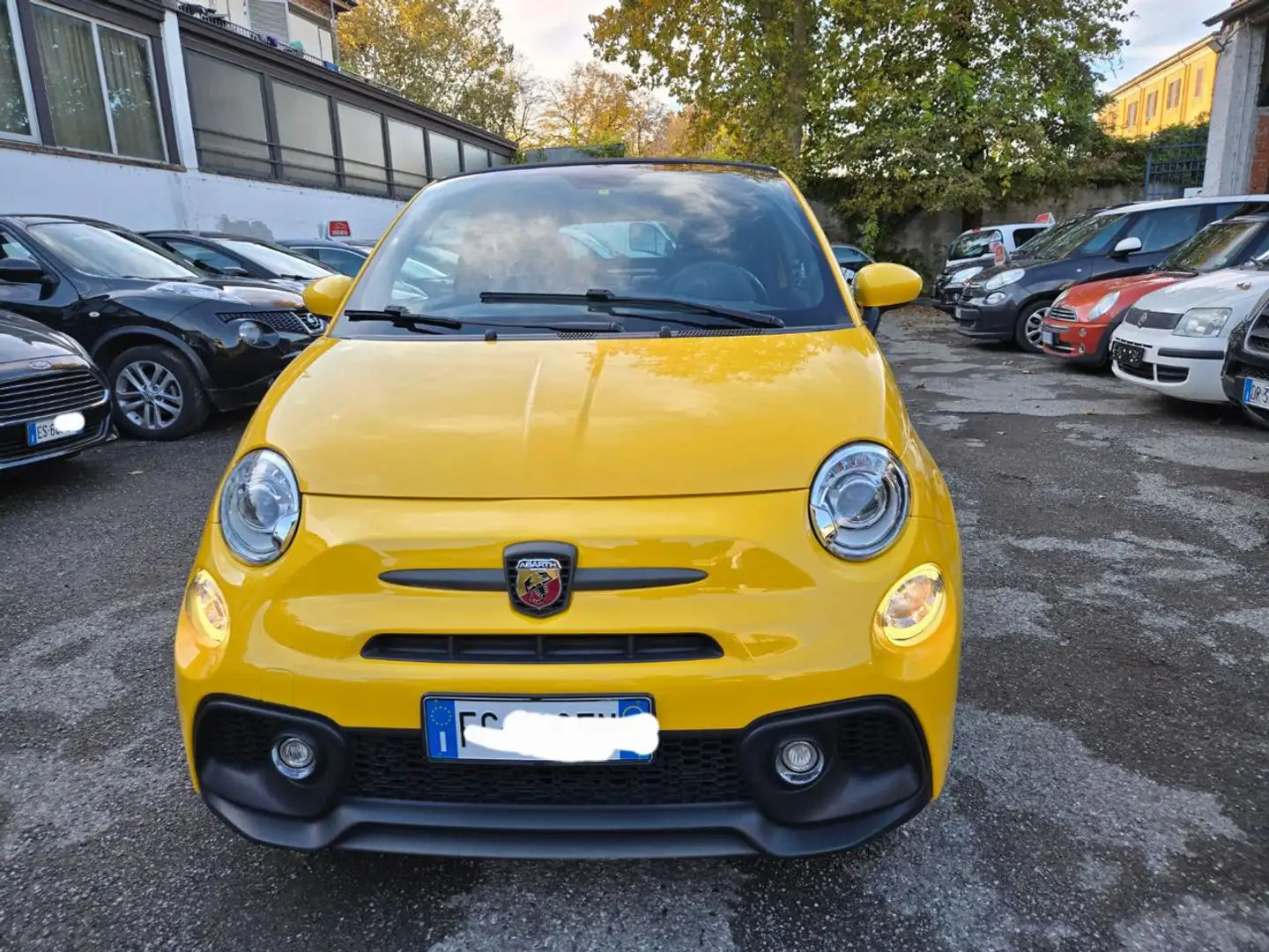 Abarth 595 C 1.4 Turbo T-Jet 180 CV Competizione Giallo - 2